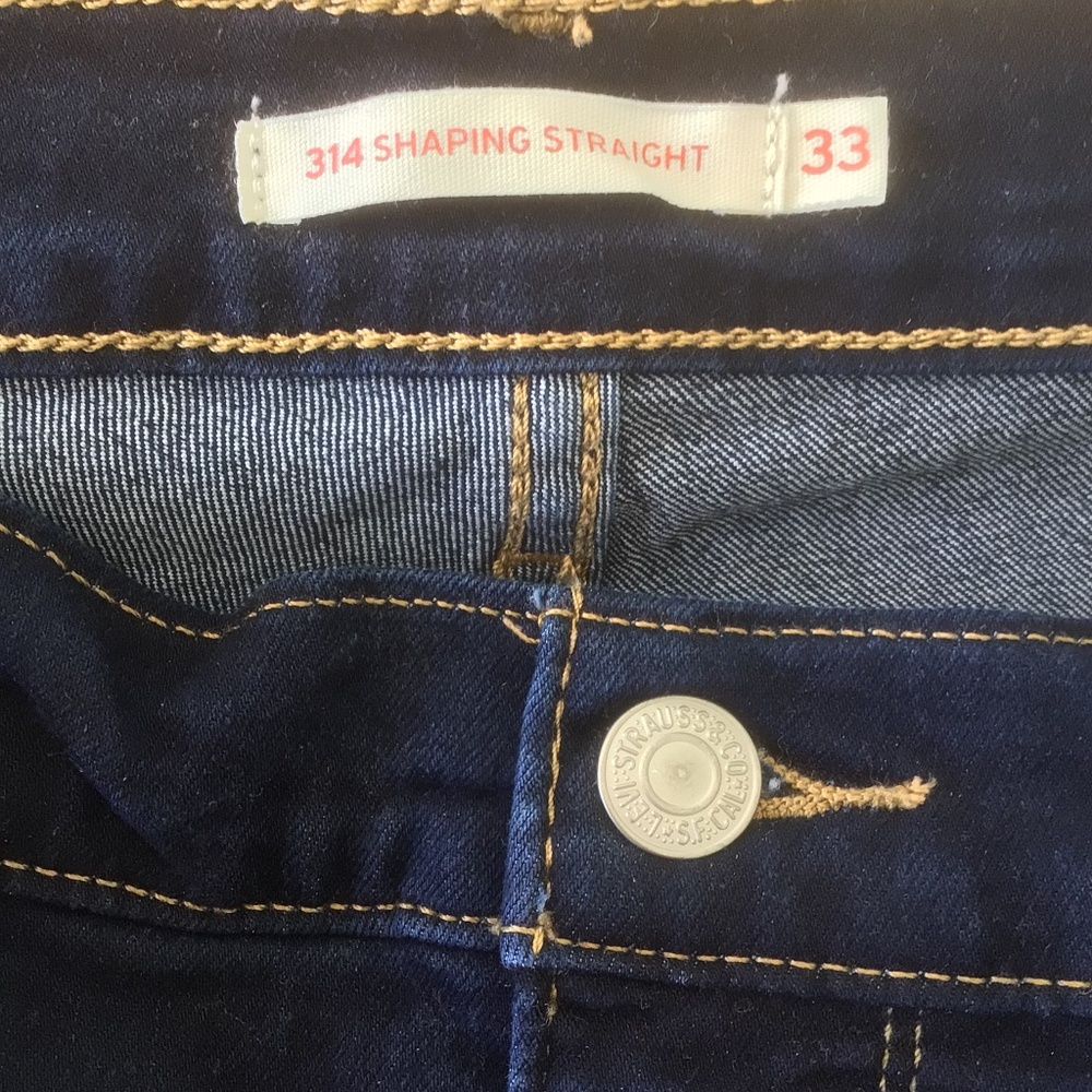 Levi’s 314 Shaping Straight Leg  Denim Jeans Women’s Size 33 Dark Wash Blue New